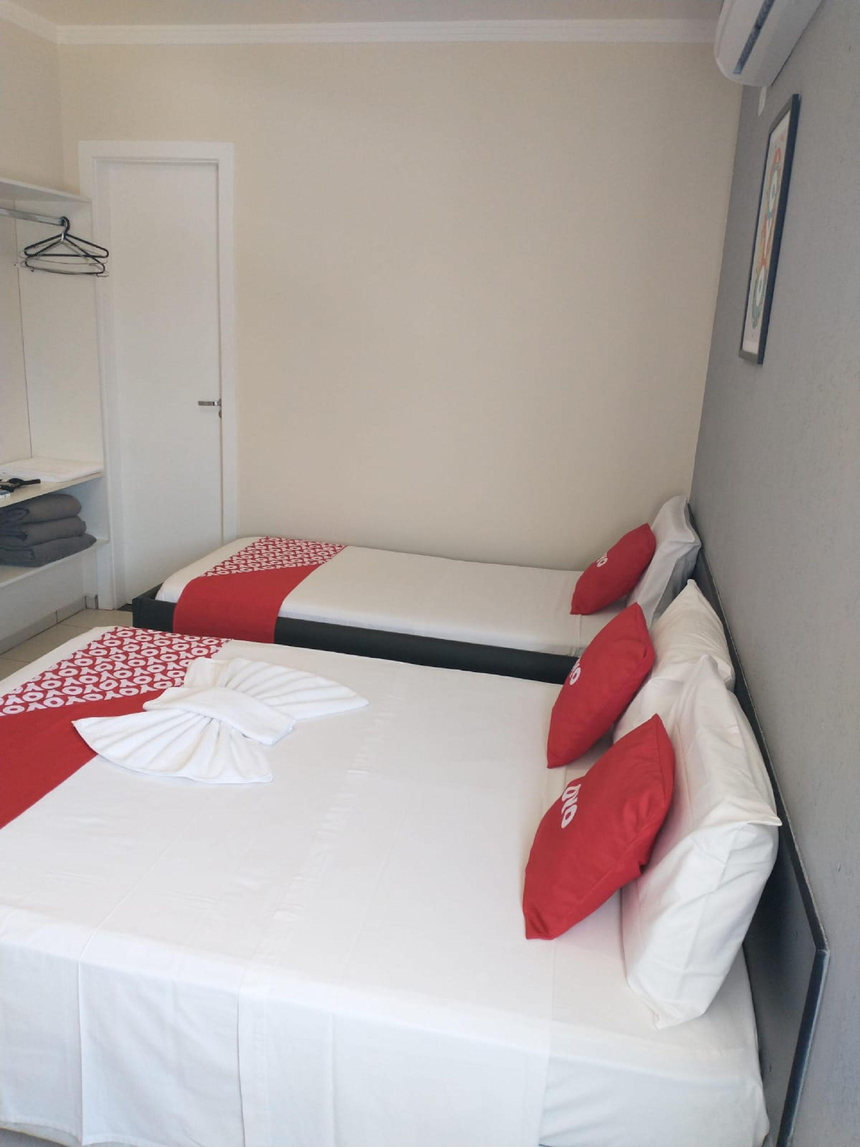 Oyo Cerrado Hotel, Campo Grande Campo Grande  Buitenkant foto A typical room at a hotel