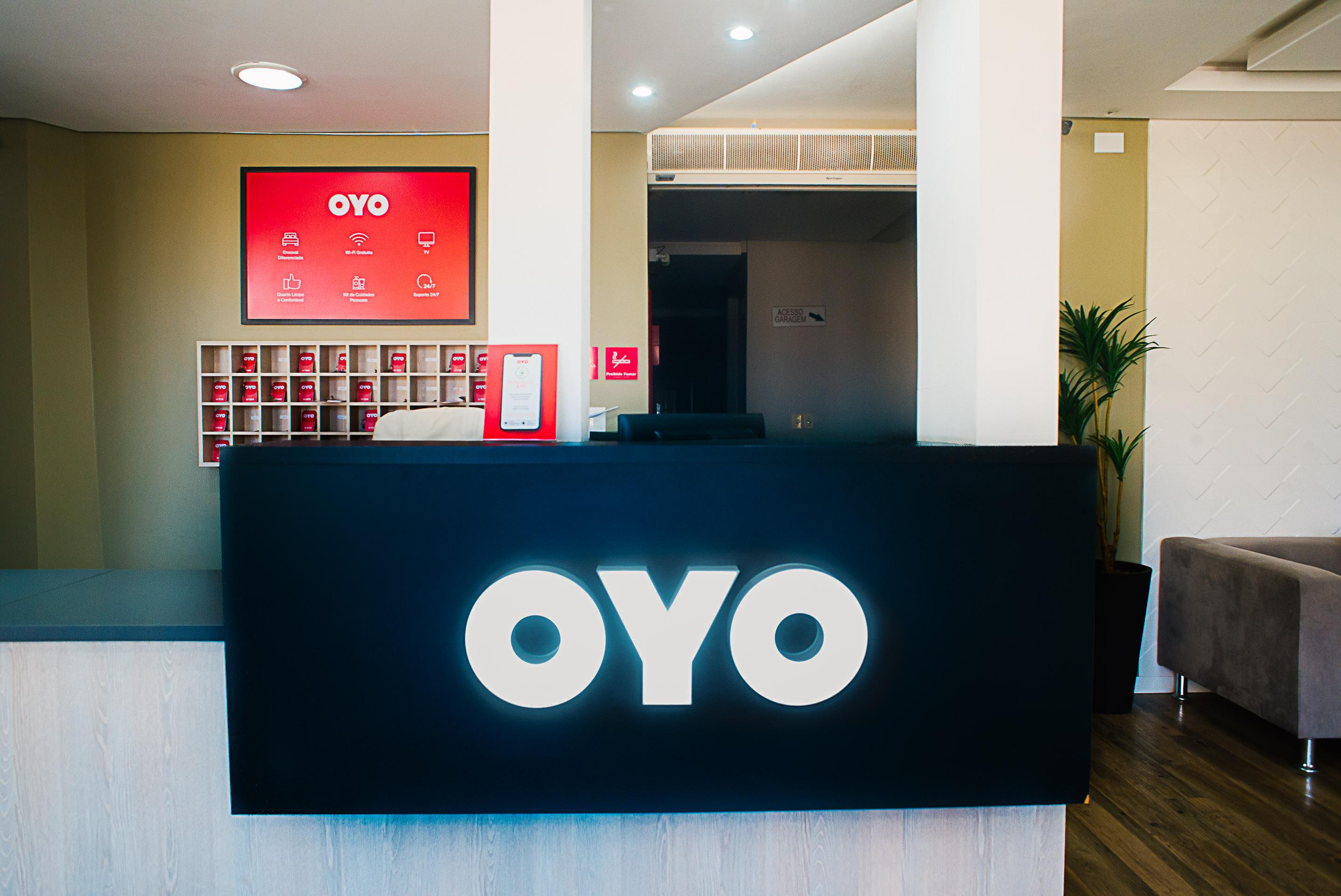 Oyo Cerrado Hotel, Campo Grande Campo Grande  Buitenkant foto OYO reception desk